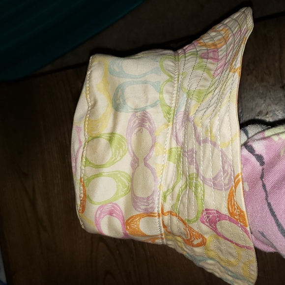 Vintage Scribble C Bucket Hat Small - Picture 7 of 10